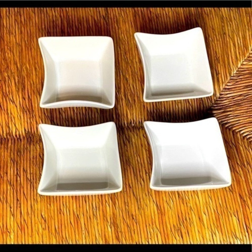 Sur La Table White‎ 4 1/2” Bowls - Set of Four
